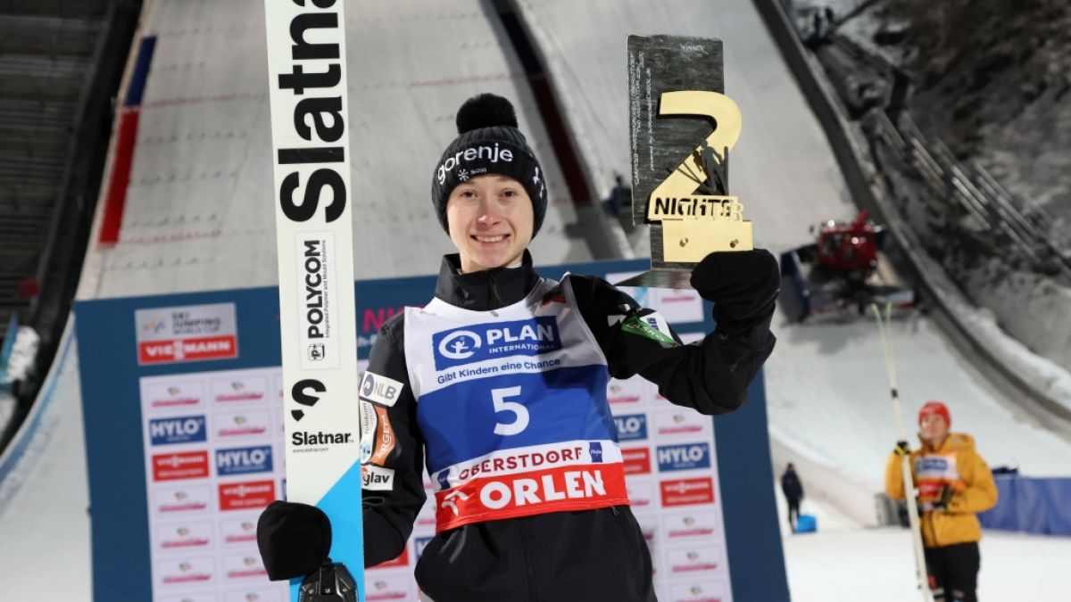 Die slowenische Skispringerin Nika Prevc holte 2024/25 den Gesamtsieg bei der Two Nights Tour. Kann sie ihren Titel ein Jahr sp&auml;ter verteidigen? (Foto)