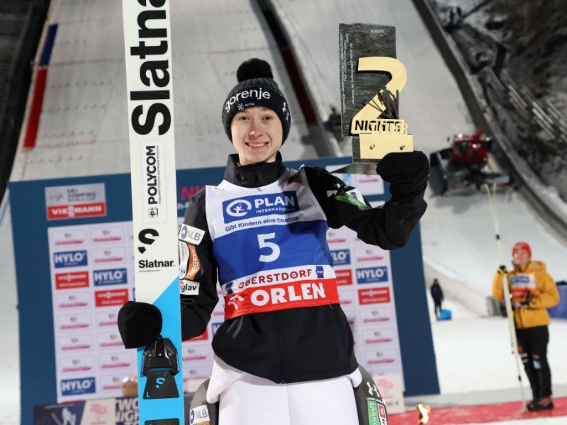 Two Nights Tour 2025/26: Welche Skisprung-Dame holt heute den Quali-Sieg?