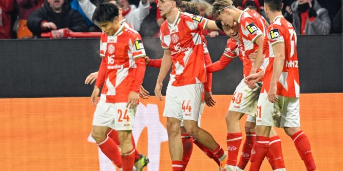 Universitatea Craiova vs. FSV Mainz 05