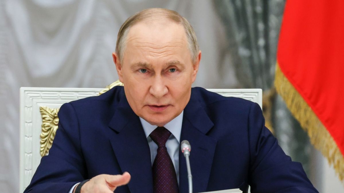 Russische Propagandisten stellen im Staatsfernsehen eine wilde Behauptung auf. (Foto)