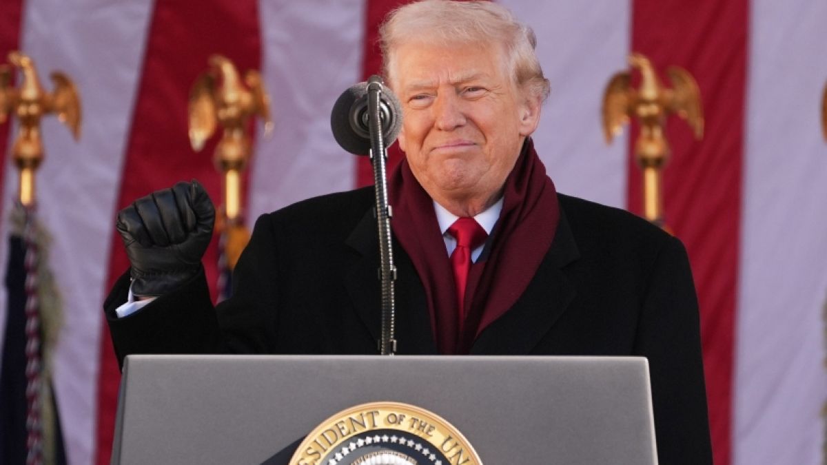 Donald Trump nutzte seine Veterans-Day-Ansprache f&uuml;r scharfe Attacken. (Foto)