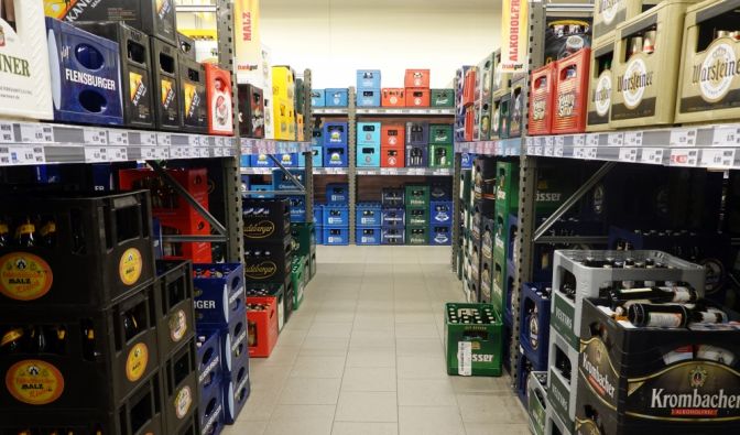 Hasseröder, Franziskaner und Co. - Edeka schmeißt diese Biermarken raus Preis-Zoff eskaliert