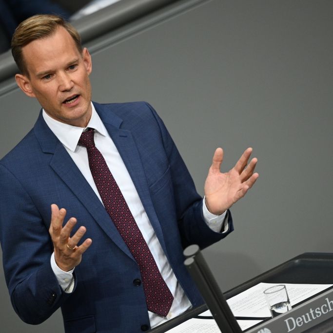 Hendrik Streeck provoziert mit Frage zu Behandlungskosten für sehr alte Menschen.