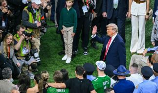Am 9. Februar 2025 besuchte Donald Trump den Super Bowl, das Finale der American-Football-Liga NFL.