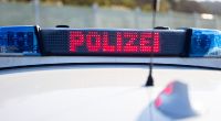 Die Polizei Hagen ermittelt nach dem Fund von abgetrennten Frauenhänden auf der Autobahn A 45 mit einer Mordkommission (Symbolfoto).