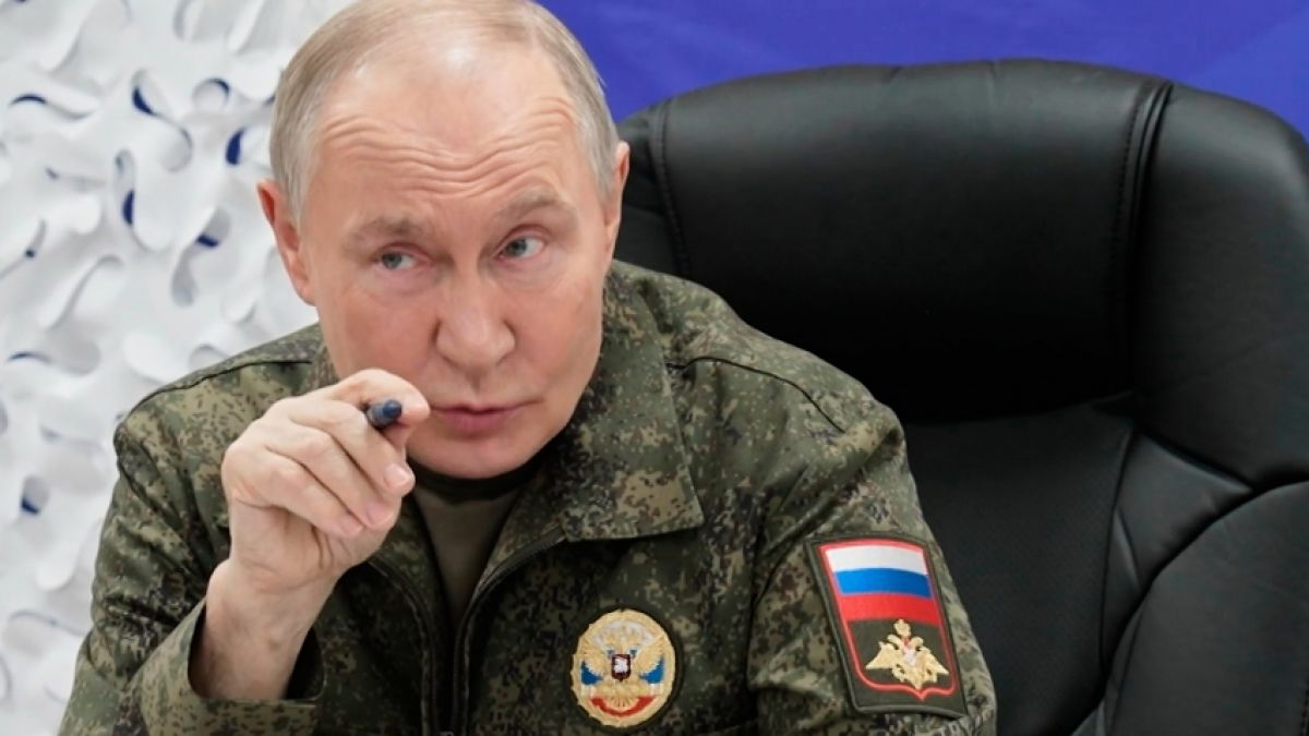 Wladimir Putin hat seine Generäle auf seine Kriegsziele eingeschworen. (Foto)