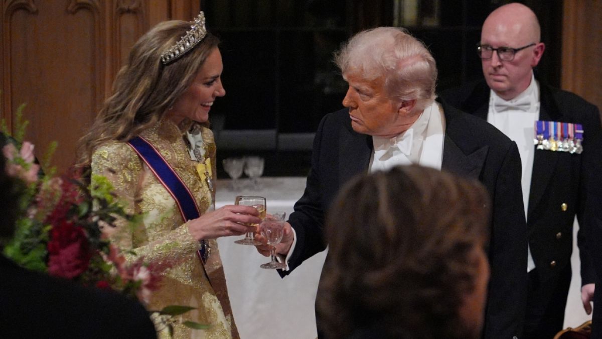 Im Herbst 2025 war Donald Trump in Gro&szlig;britannien zu Gast - im Sommer 2026 soll nun der US-Pr&auml;sident Gastgeber f&uuml;r die britischen Royals spielen. (Foto)