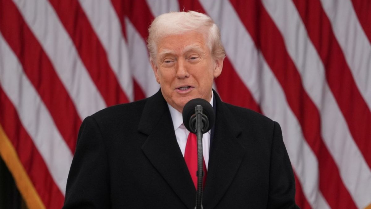 Donald Trump erhob bei der Begnadigung von zwei Thanksgiving-Truth&auml;hnen Vorw&uuml;rfe gegen Joe Biden. (Foto)