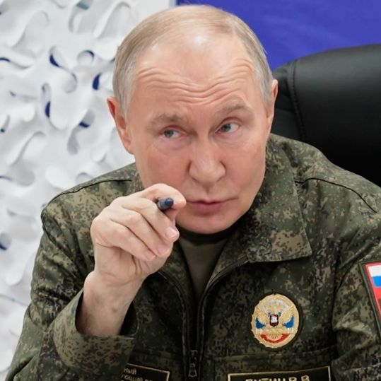 Putin-Kommandeur komplett blamiert - selbst seine Soldaten spotten über ihn