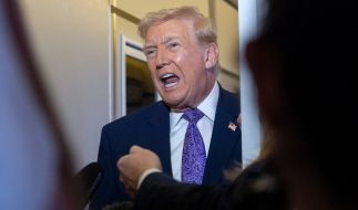 Donald Trump wütete im Jahr 2025 häufiger öffentlich gegen Journalisten, die kritisch über ihn berichteten.