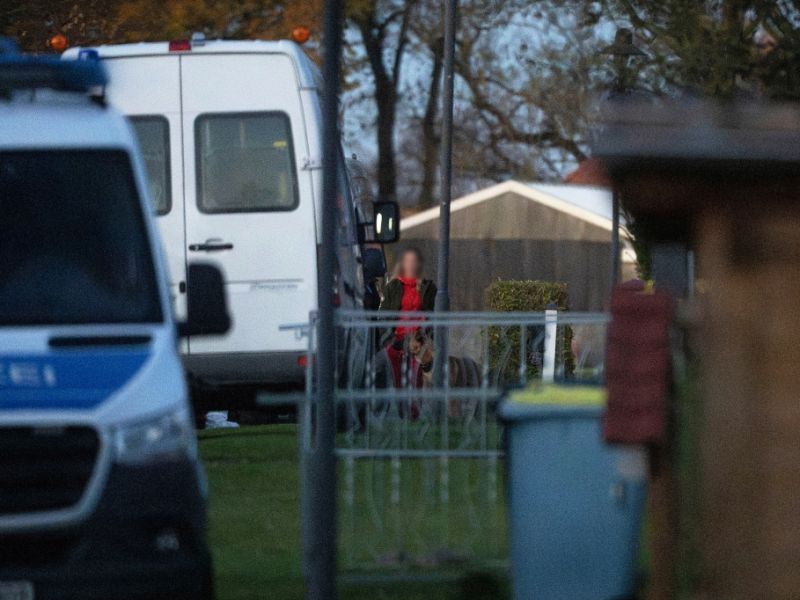 Fabian (8) aus Güstrow getötet: Haftbefehl bestätigt - Verdächtige bleibt in U-Haft