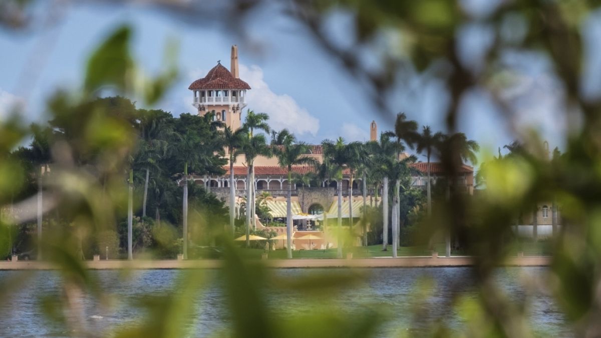 Eine Aufnahme zeigt Trumps luxuriösen Club Mar-a-Lago in West Palm Beach. (Foto)