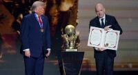 So sieht sich Donald Trump selbst am liebsten: Mit Auszeichnungen überhäuft und bei globalen Events wie der Fußball-WM-Auslosung im Mittelpunkt stehend.