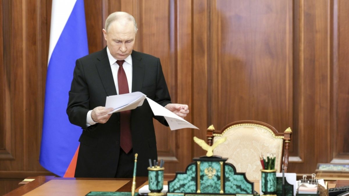 Ein genauer Blick auf seine Kriegskasse dürfte Wladimir Putin derzeit kaum ein Lächelns ins Gesicht zaubern. (Foto)