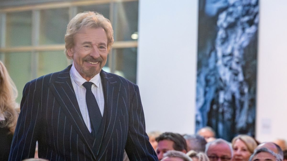 Thomas Gottschalk nimmt am Nikolaustag 2025 Abschied von der TV-Bühne. Zuvor teilte der an Krebs erkrankte Moderator eine Videobotschaft auf Instagram. (Foto)