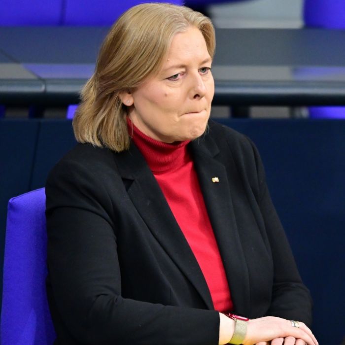 SPD-Ministerin begrüßt Renteneintritt nach Beitrags- statt Lebensjahren