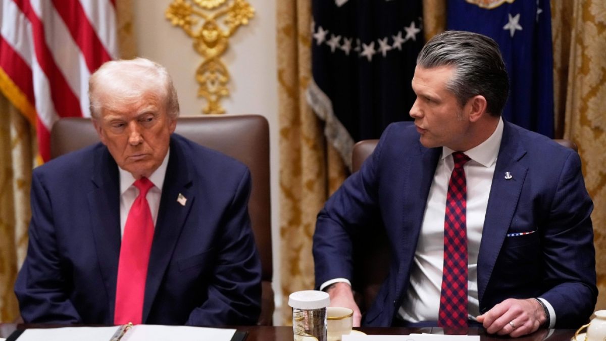 Donald Trump und Pete Hegseth wurden bei SNL auf die Schippe genommen. (Foto)