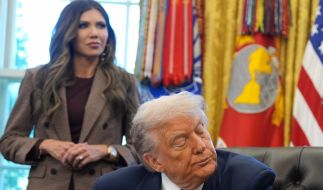 Donald Trump soll in Erwägung ziehen, sich von Kristi Noem zu trennen.