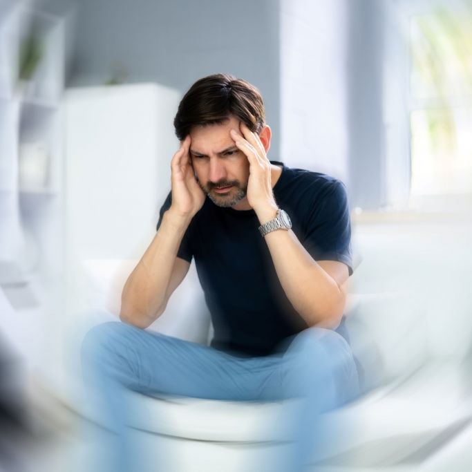 Diese Kopfschmerzen können auf einen Schlaganfall hinweisen