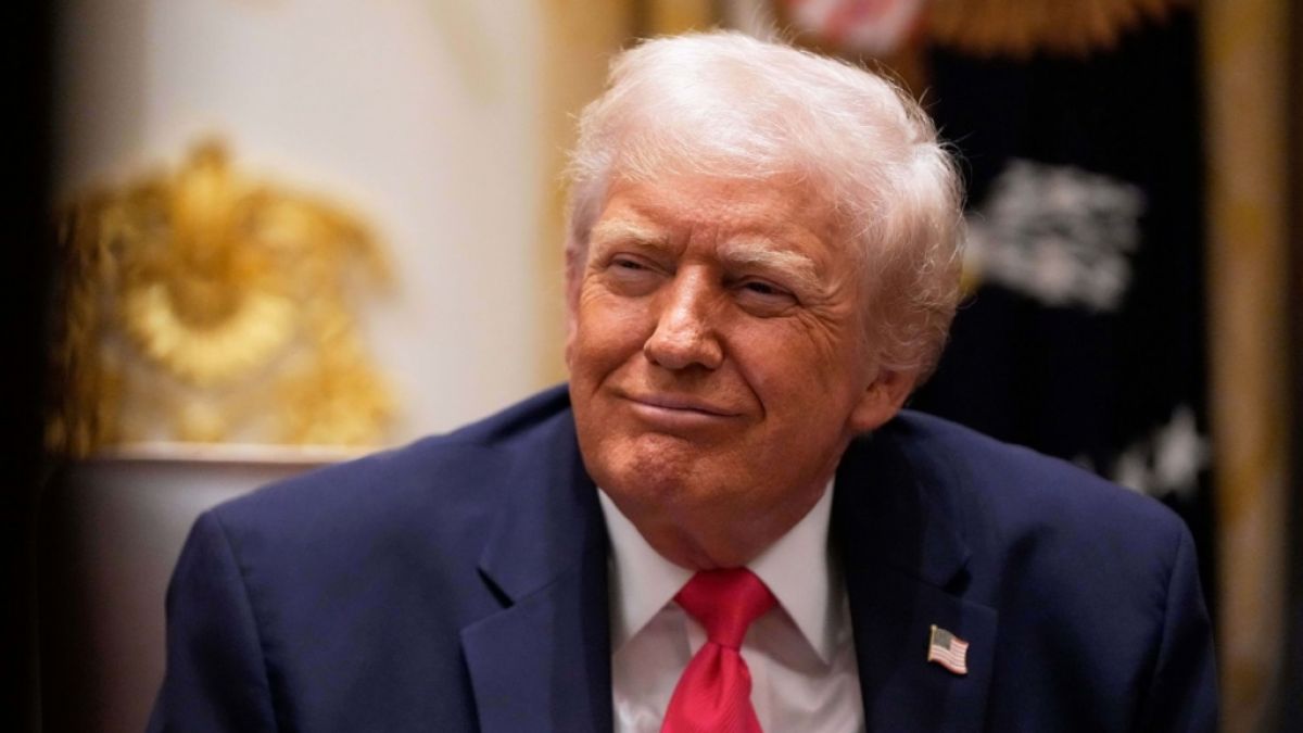 In Guatemala wurde eine Figur von Donald Trump verbrannt. (Foto)