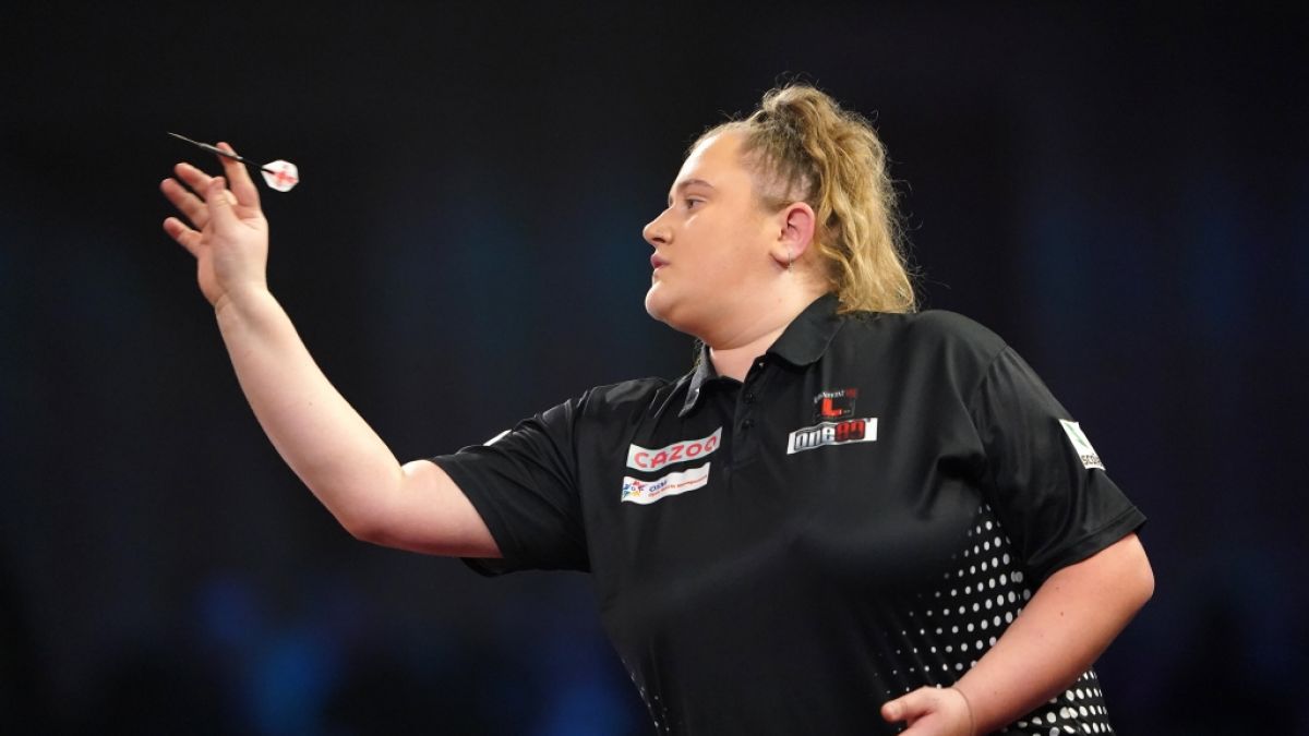 Die Engländerin Beau Greaves wird bereits mit Darts-Weltmeister Luke Littler verglichen. (Foto)