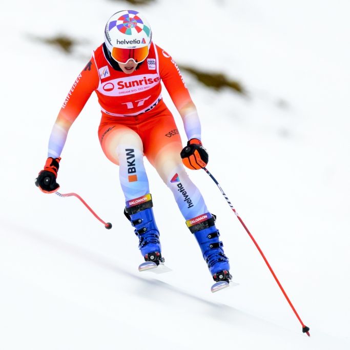 Schwerer Sturz im Training - Schweizer Ski-Star muss operiert werden