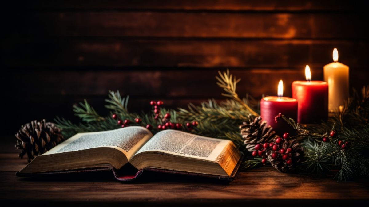 Die Weihnachtsgeschichte ist in der Bibel niedergeschrieben. (Symbolbild) (Foto)