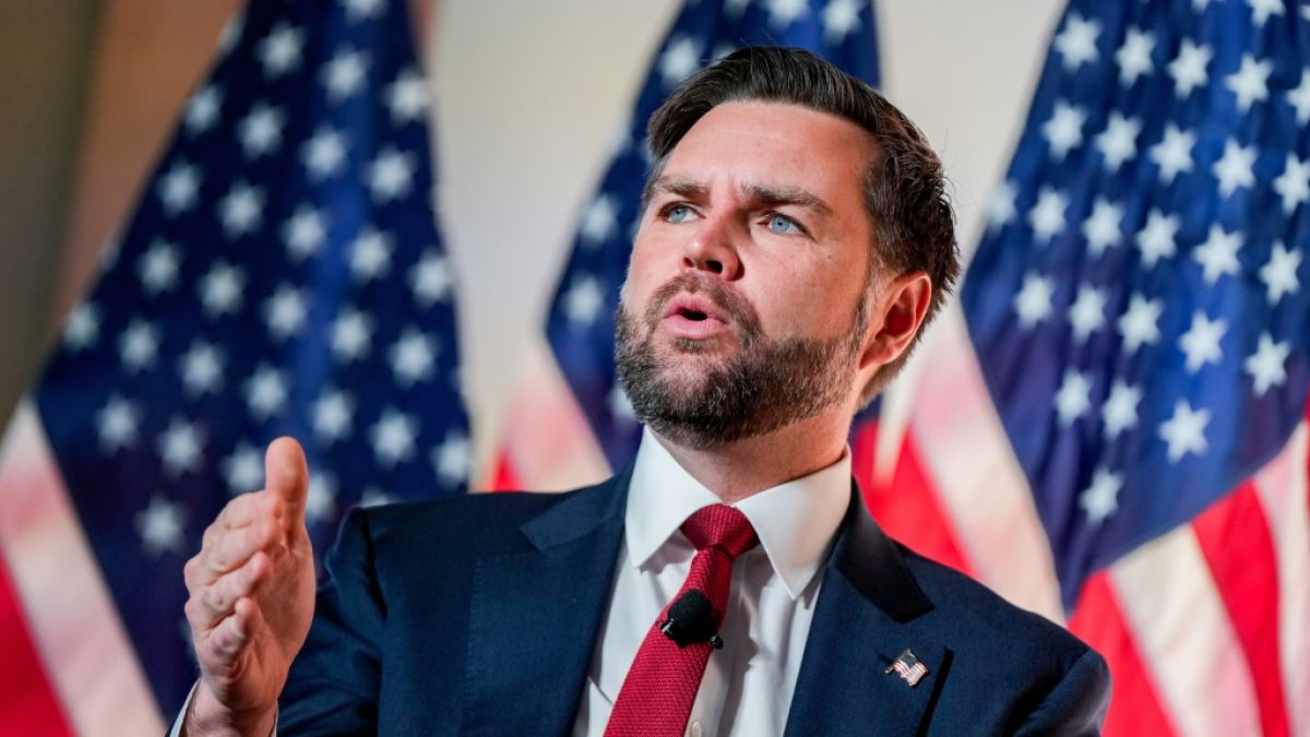 Unzufriedene Latino-Wähler bereiten auch dem US-Vizepräsidenten J.D. Vance aktuell Probleme. (Foto)