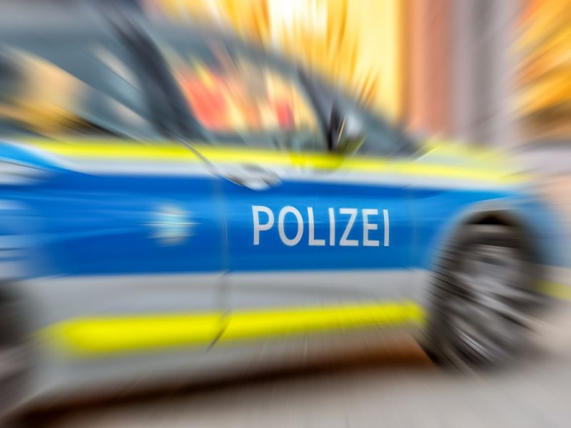 Messerattacke in Bergkamen: Mutter und 4 Kinder schwer verletzt - Bester Freund attackiert Familie im Schlaf