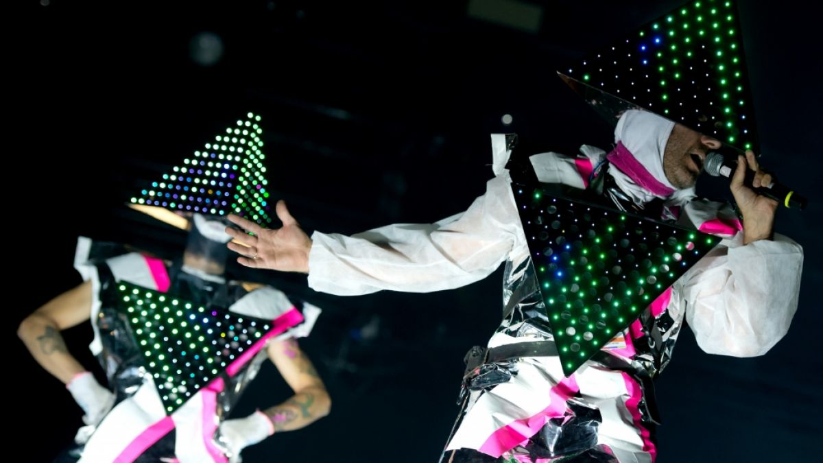 Die Musikwelt steht unter Schock: Malte Pittner, der die Hamburger Band "Deichkind" mitbegr&uuml;ndete, ist im Alter von nur 47 Jahren gestorben. (Foto)