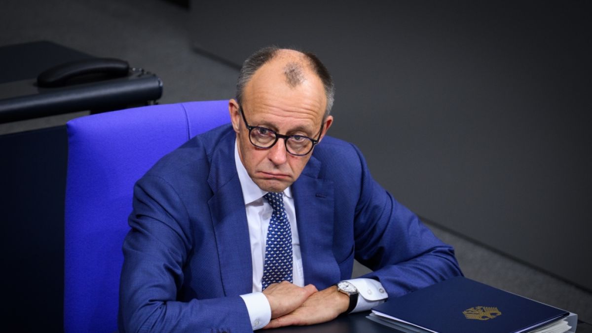 Die Mehrheit der Deutschen steht hinter Friedrich Merz - zumindest in der Frage, was mit den eingefrorenen russischen Milliarden passieren soll. (Foto)