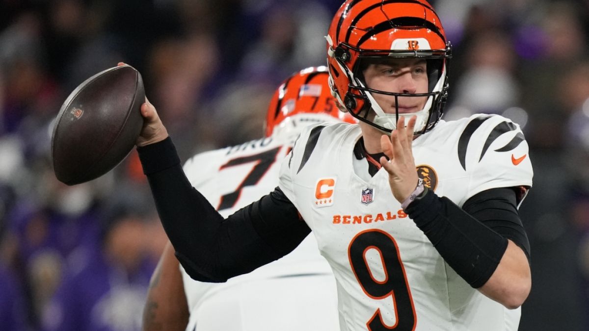 Joe Burrow von den Cincinnati Bengals wirft den Ball, am 27.11.2025. (Symbolbild) (Foto)