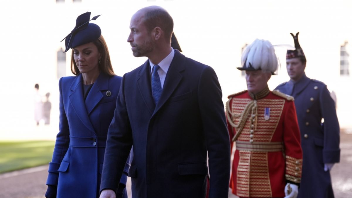 Einige Fans finden Prinzessin Kates und Prinz Williams Weihnachskarten-Motiv unpassend. (Foto)