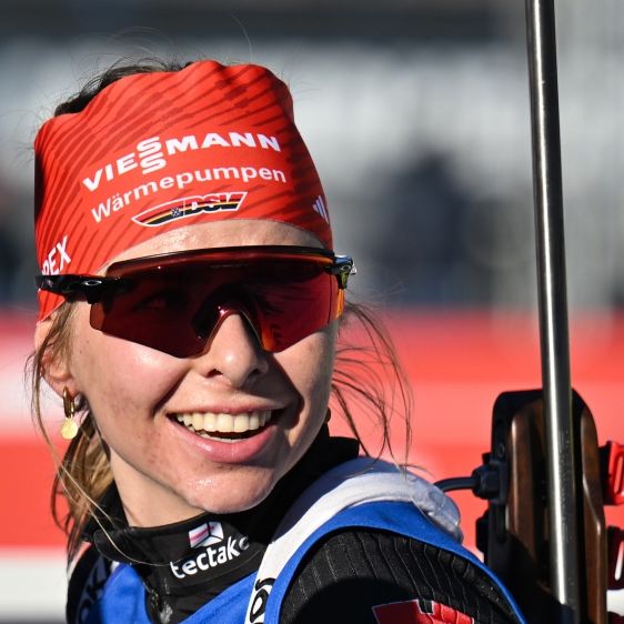 Nach Zusammenbruch im Rennen - bittere Diagnose für deutsche Biathletin