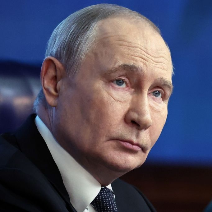 Rätsel um mysteriösen Tod an Weihnachten - Ex-Putin-Minister mit nur 56 Jahren gestorben