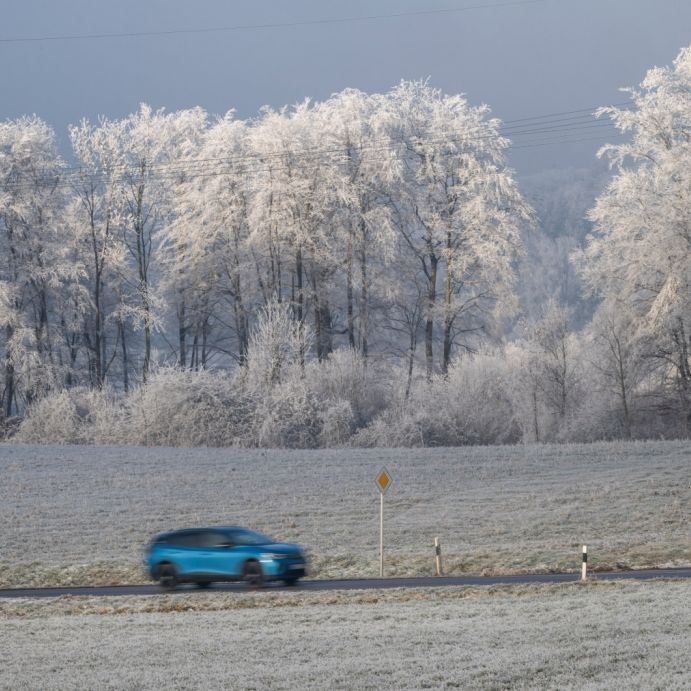 Glatteis Ende Dezember sorgt für Chaos - Silvester fällt ins Wasser