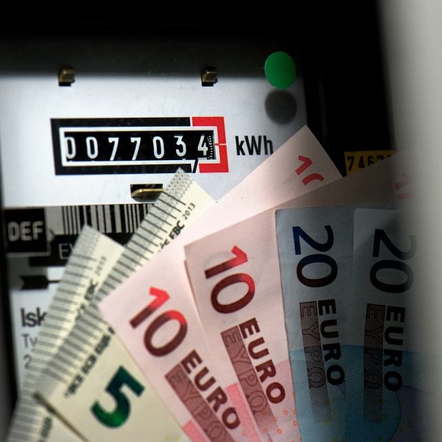 So viel Ersparnis bei Gas und Strom ist für deutsche Haushalte 2026 drin