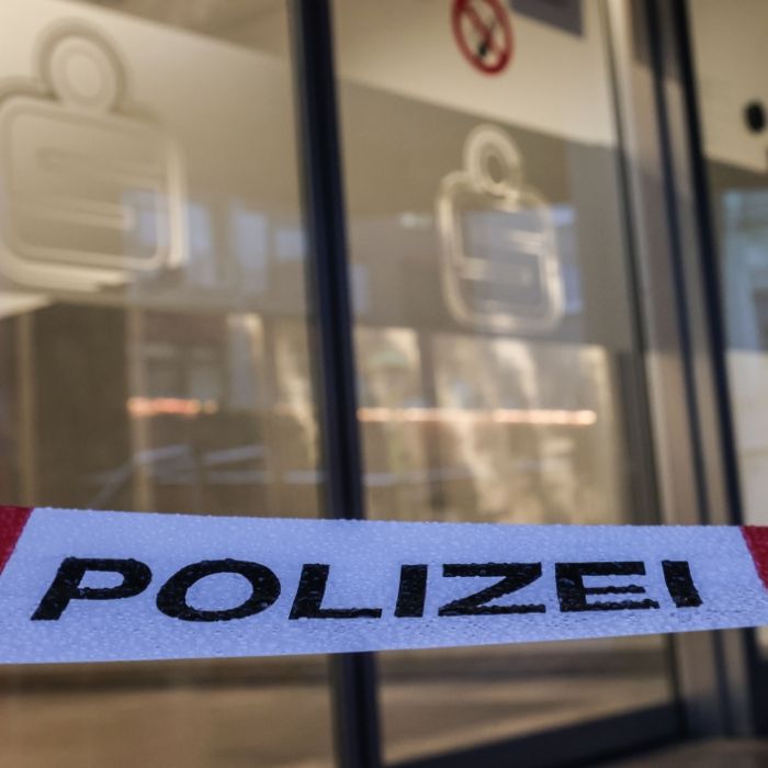 Erste heiße Spur? Ermittler sichern gefälschte Autokennzeichen nach Schließfach-Plünderung