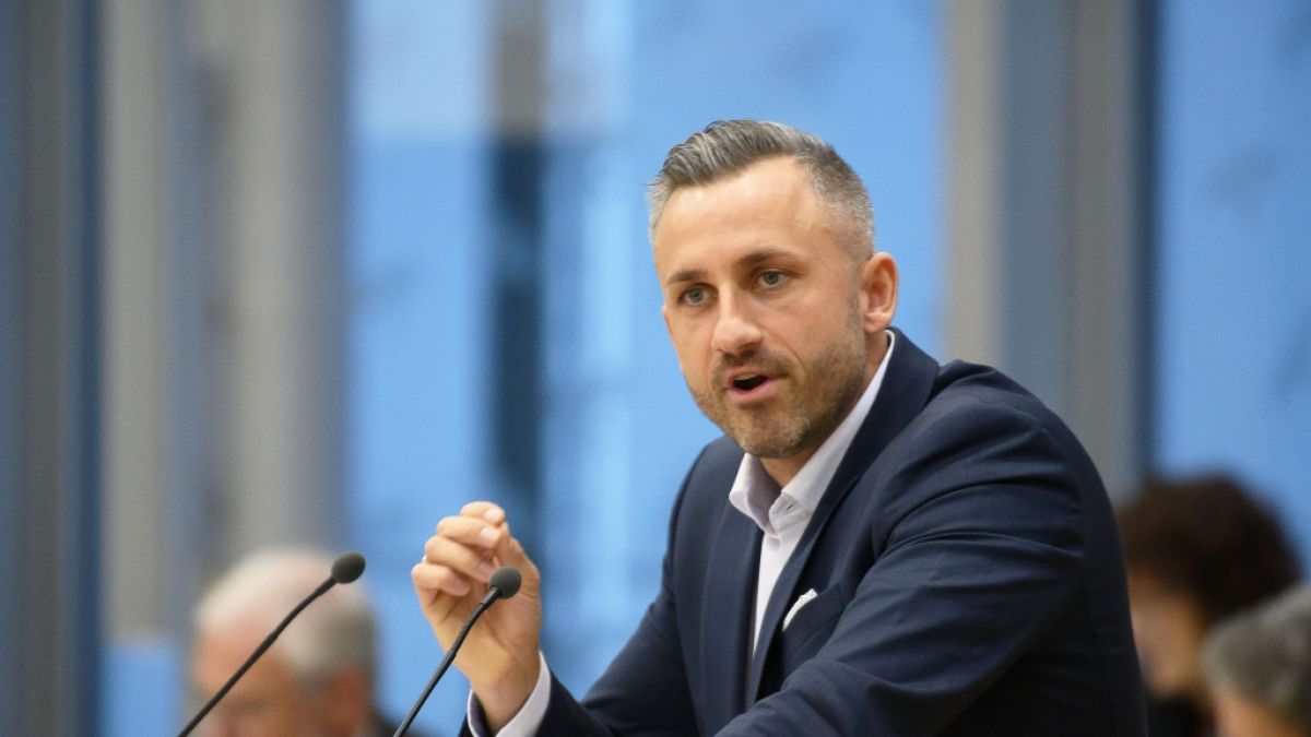 Bei der AfD in Sachsen-Anhalt knallt es gewaltig. (Foto)