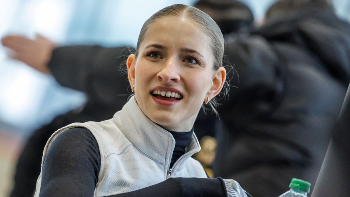 Minerva-Fabienne Hase bildet gemeinsam mit Partner Nikita Wolodin ein Traumpaar auf dem Eis. (Foto)