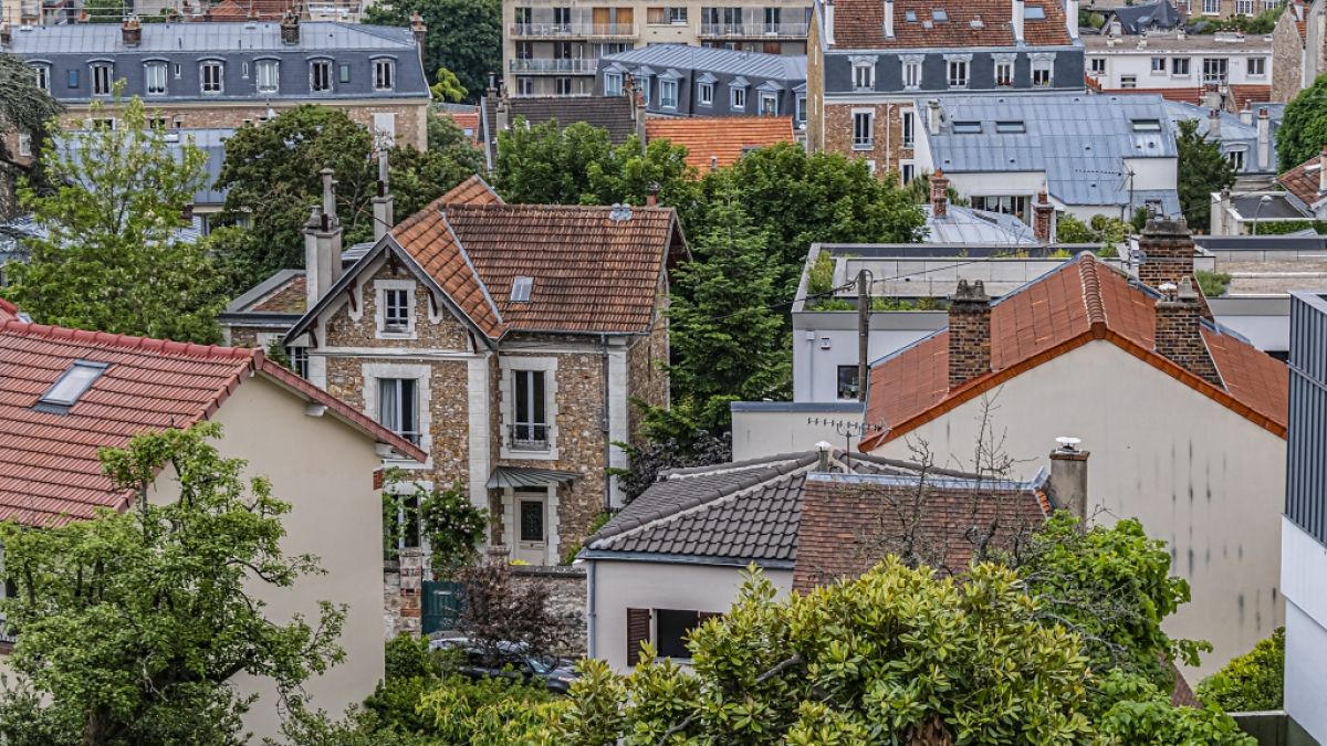 Ein russischer Exil-Journalist st&uuml;rzte im Pariser Vorort Meudon aus einem Fenster und starb. (Foto)