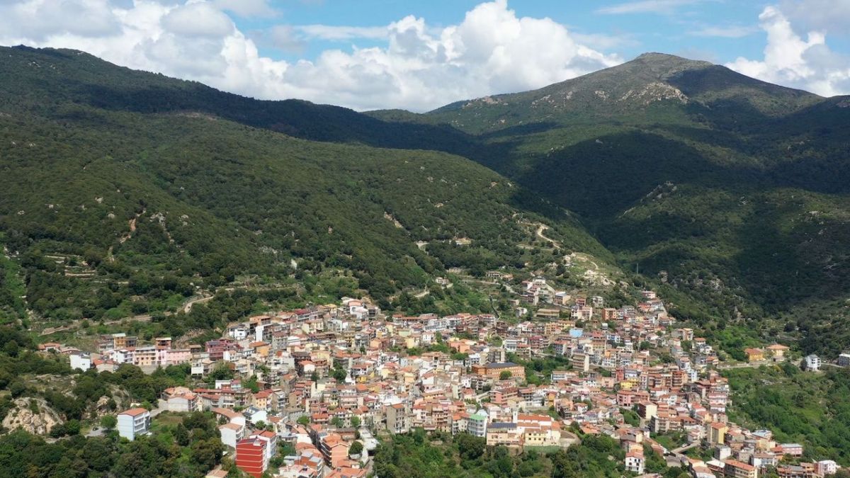 Sardinien - Traumstr&auml;nde und schroffe Berge bei 3sat (Foto)