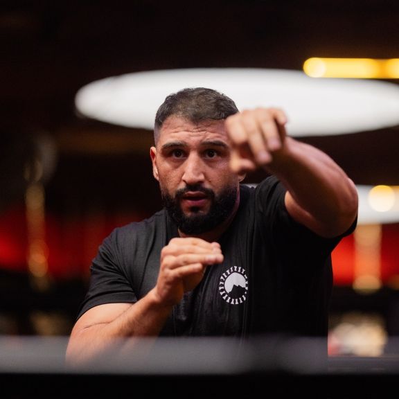 Wird Agit Kabayel 95 Jahre nach Max Schmeling zum zweiten deutschen Schwergewichtsweltmeister?