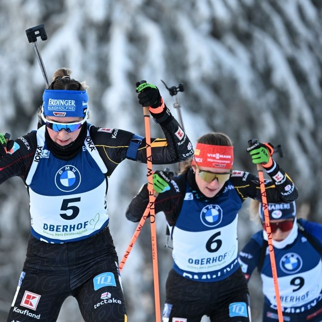 Die Biathlon-Wettbewerbe der Weltcup-Saison 2025/26 werden wieder im Free-TV gezeigt.