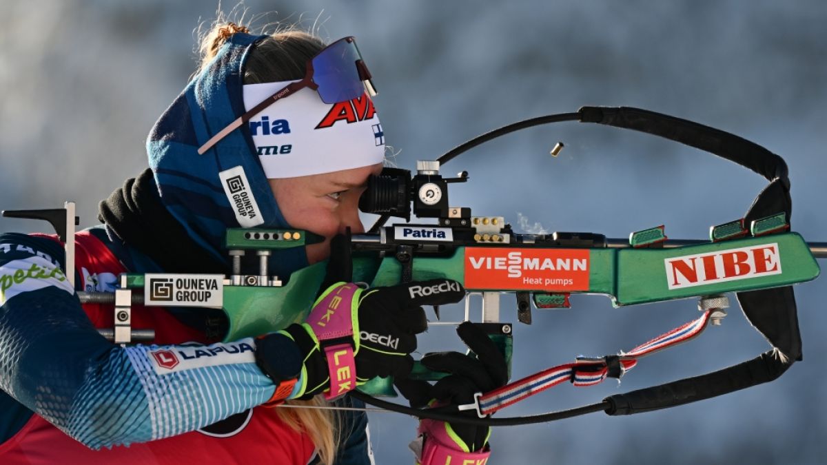 Die Finnin Suvi Minkkinen am Schie&szlig;stand: Zeigt sie sich beim Biathlon-Weltcup in Ruhpolding treffsicher? (Foto)