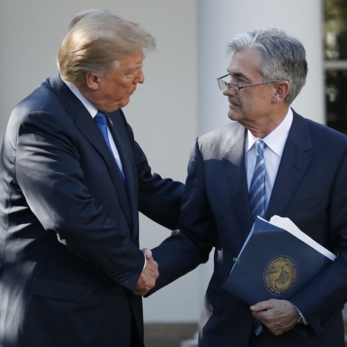 US-Präsident nimmt Notenbank-Chef ins Visier - Entsetzen über 