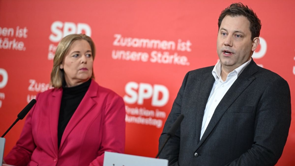 Vizekanzler Lars Klingbeil neben B&auml;rbel Bas, Bundesministerin f&uuml;r Arbeit und Soziales und SPD-Parteivorsitzende. (Foto)