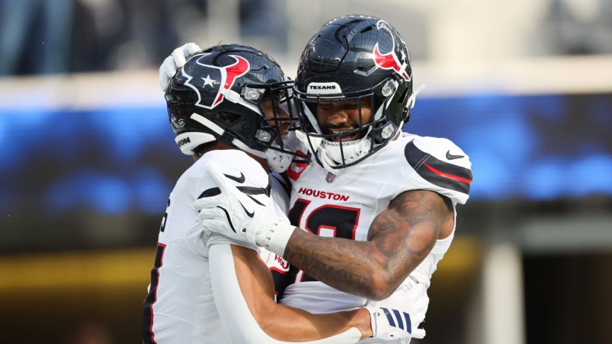 Spieler der Houston Texans feiern miteinander, am 27.12.2025. (Symbolbild) (Foto)