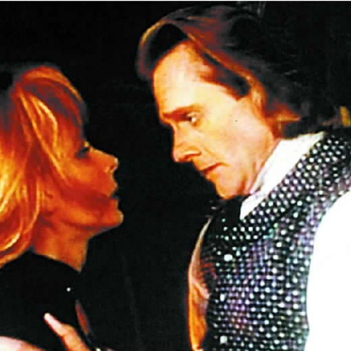 Wiederholung von Folge 14 im TV und online