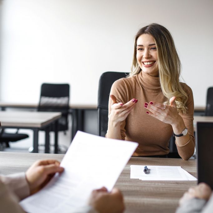 Der geübte Umgang mit KI-Tools gilt in vielen Branchen als Standardvoraussetzung.